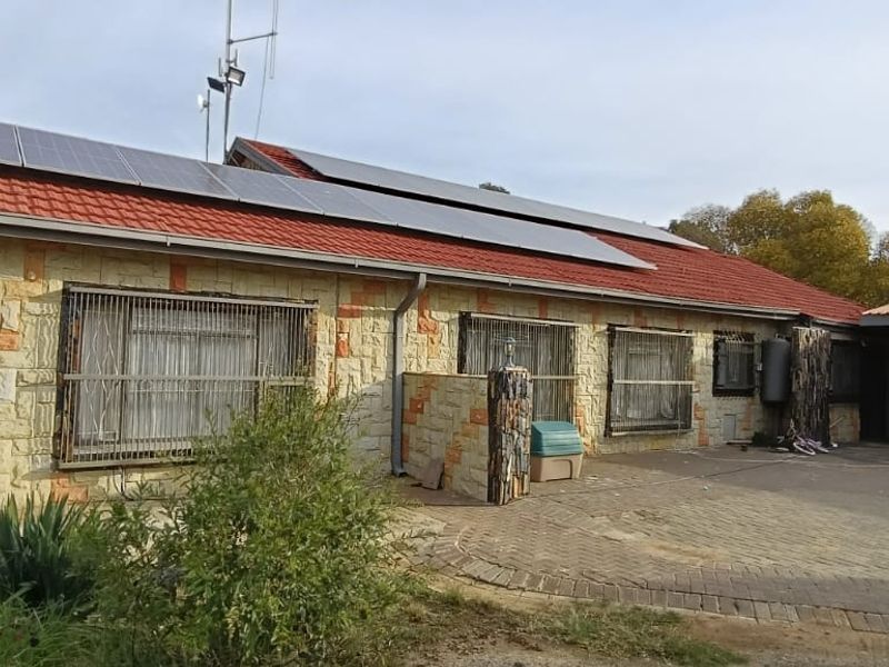 TOTALY OFF GRIDD SMALL FARM. RENTAL INCOME.  ENDLESS POTENTIAL. - Photo 8