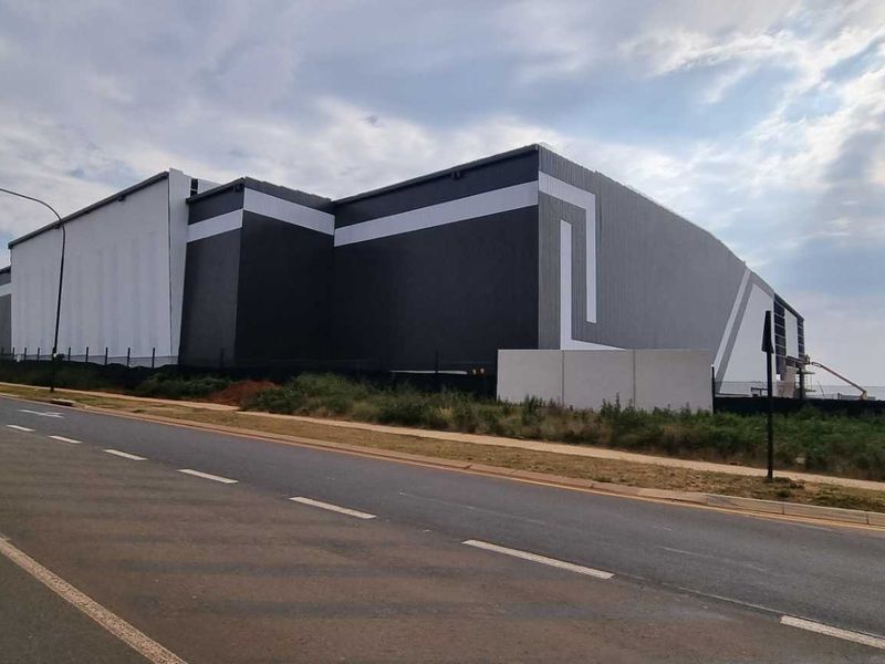 Site B | Logistics Warehouse To Let – 42,500m2 - Photo 9