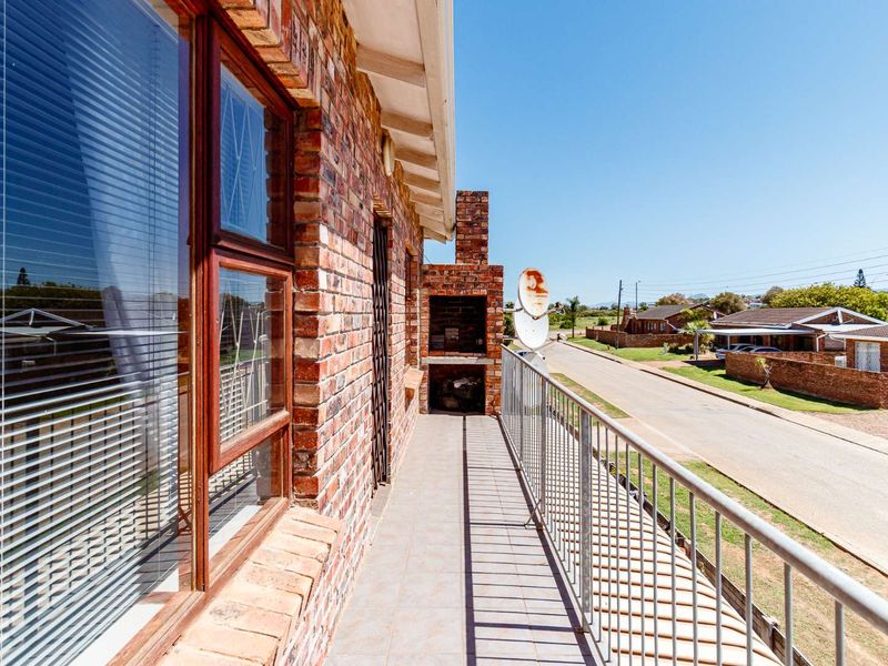 Charming 2 bedroom apartment - Photo 2