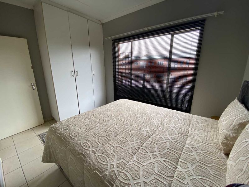 Unbeatable Location!! - Photo 5