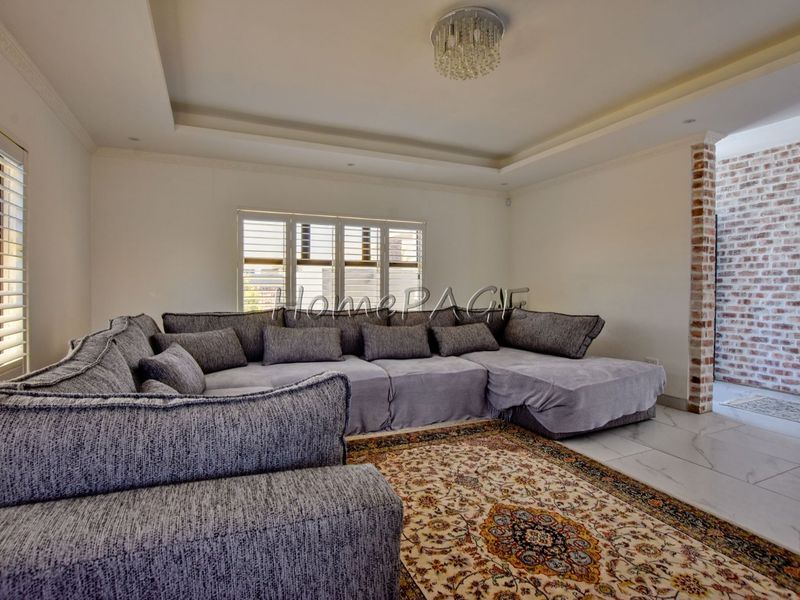 Dunes (Border with Kramersdorf):  Beautiful, Spacious, Upmarket 5 Bedr Home is for Sale - Photo 8