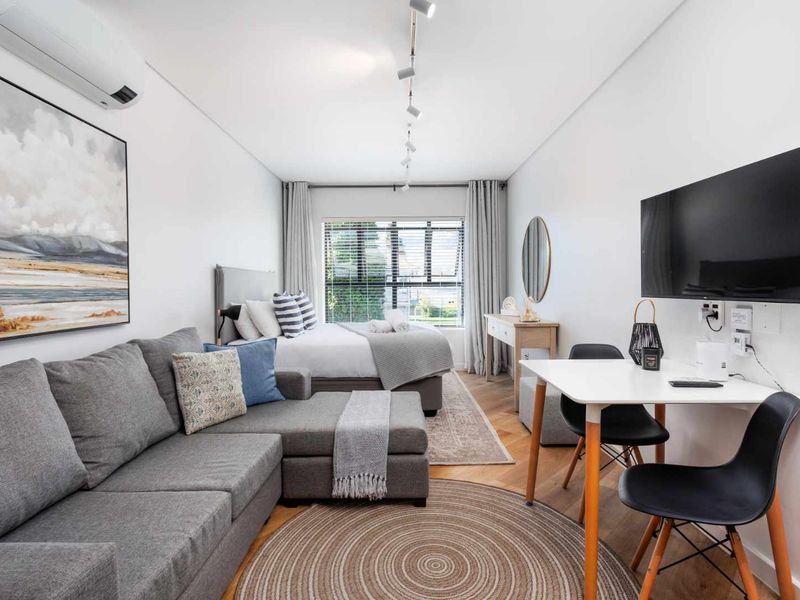 Fully Furnished Investment Apartment in the Sought-After 2 on Tabak in Paarl South - Photo 3