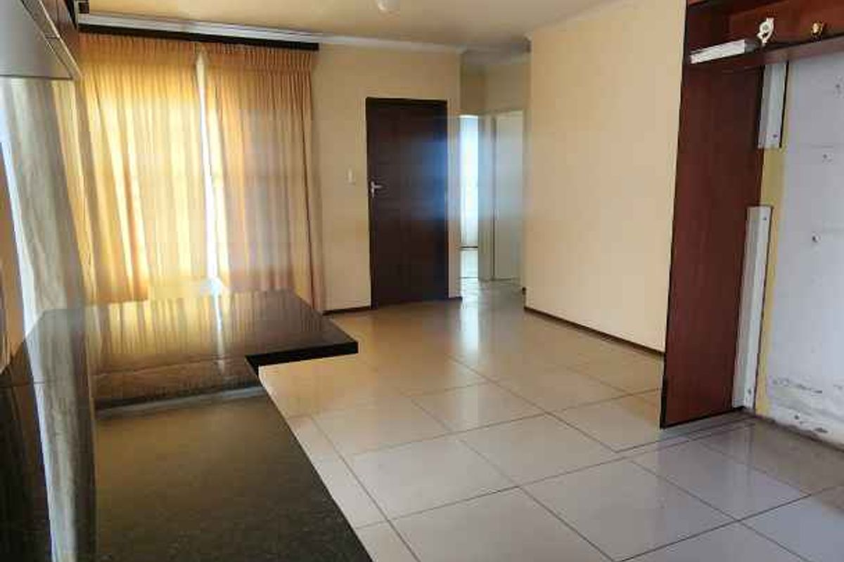 3 Bedroom Townhouse To Rent in Heatherview - Photo 3