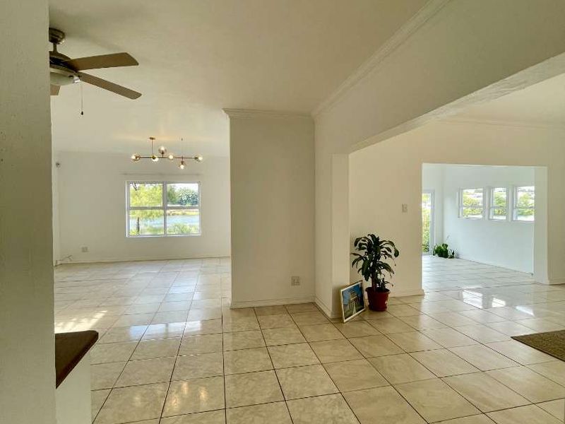 Leisure Bay | 3-Bedroom Home to Rent – Secure Waterfront Living - Photo 10
