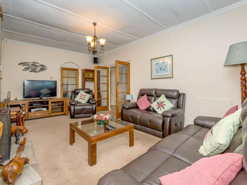 Family Living Meets Entertainer’s Delight in the Heart of Plumstead - Photo 8