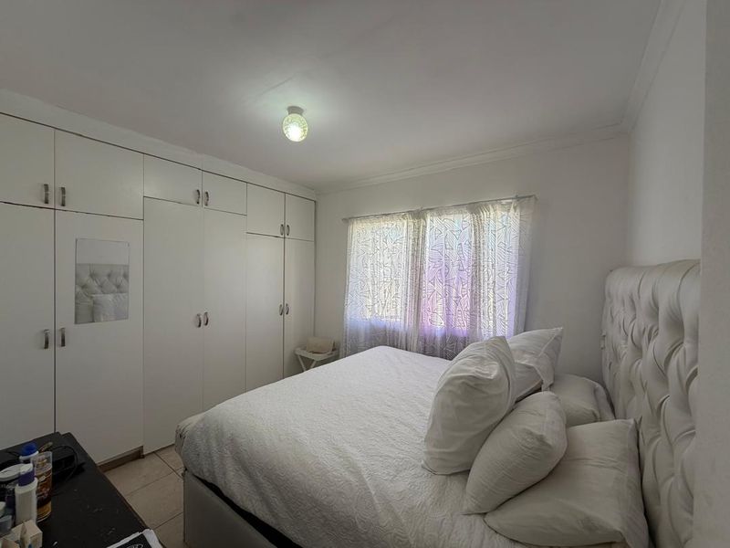 FOR SALE: CHARMING 2-BEDROOM UNIT WITH LOW LEVIES & MODERN COMFORT, MONDESA,NAMIBIA - Photo 7