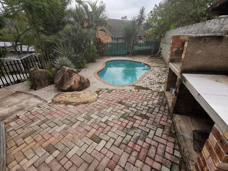 House with a view for sale - Photo 2