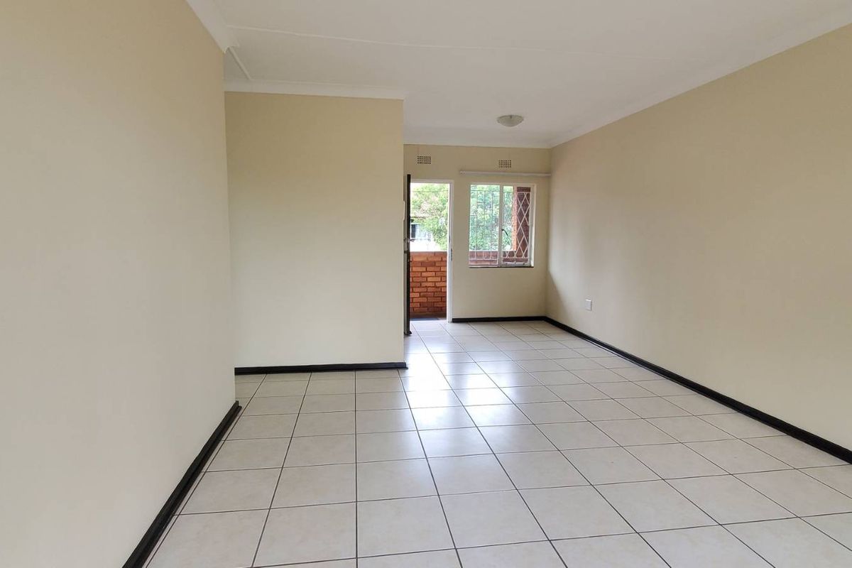 Lock-up-and-Go lifestyle in secure Melkbos complex!" - Photo 5
