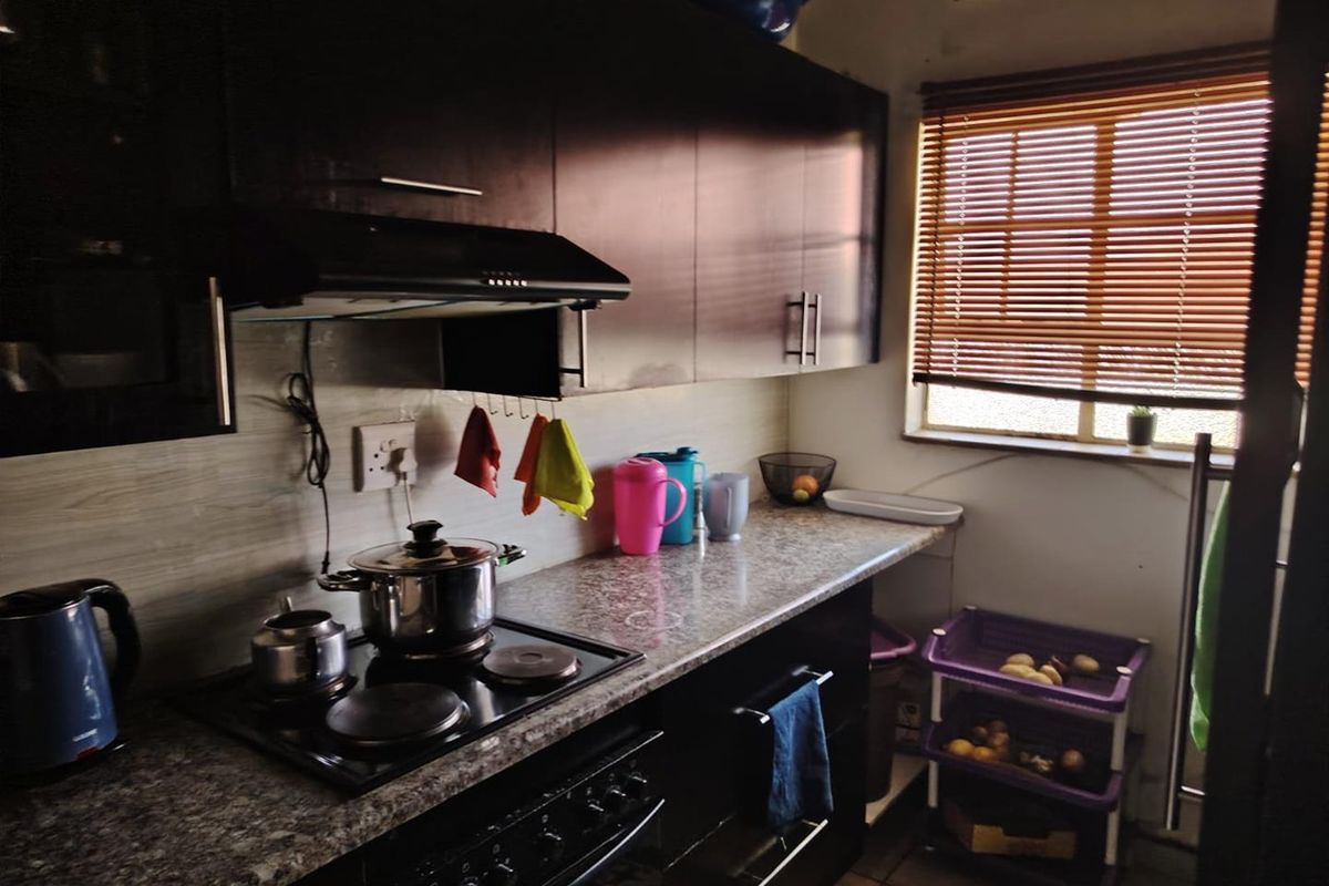 2 Bedroom Flat - Photo 5