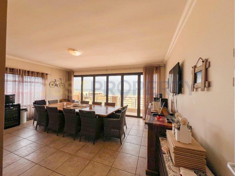 3-Bedroom Sea-View Townhouse, Dolphin Beach - Photo 7