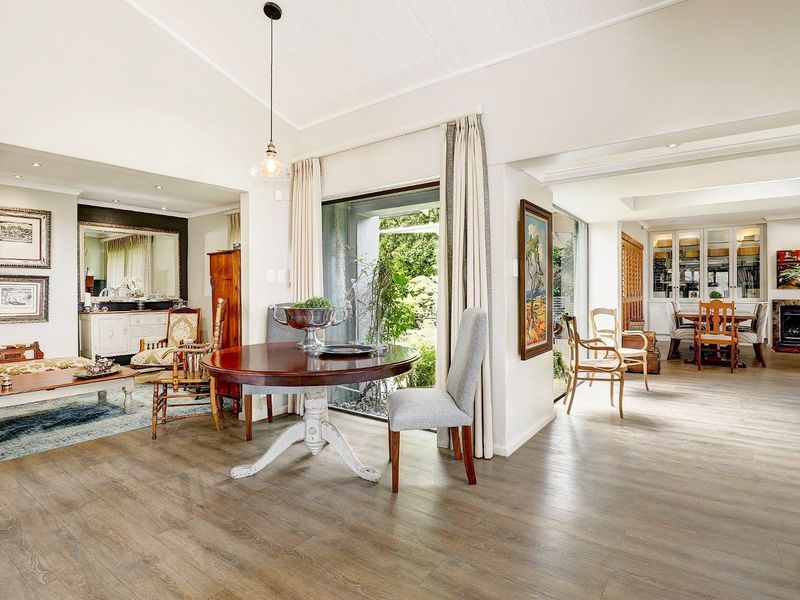 Tastefully Modernized Family Home with Ample Entertainment Spaces and Stunning Views - Photo 7