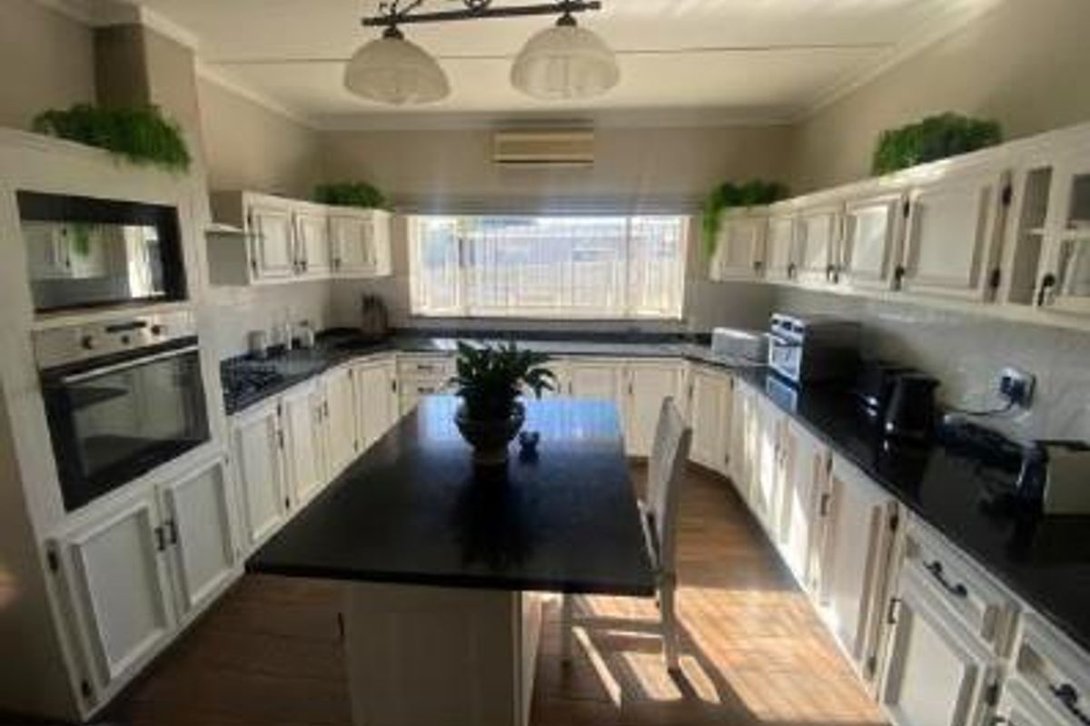 Pionierspark - 3-bedroom family home for sale. - Photo 2