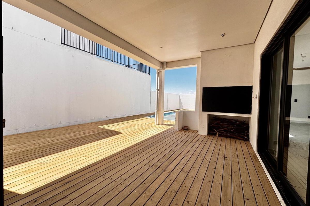 Near Off-Grid Designer Home | Elevated Luxury Living in Sandown, Blouberg - Photo 2