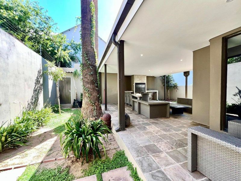 3 Bedroom House For Sale in Avis - Photo 2