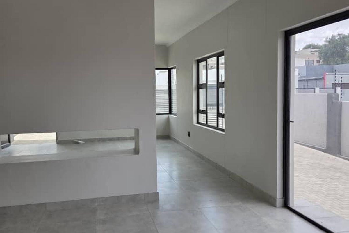 Brand new home for sale - Photo 4