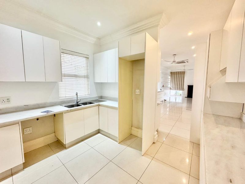 Hendra Estates - Gorgeous Level Family Home For Rent In Prime Durban North - Photo 9