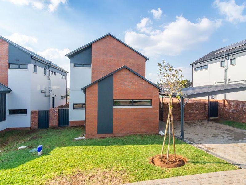 Stylish 4-bed home in Secure Baltimore Estate, Northriding - Photo 5