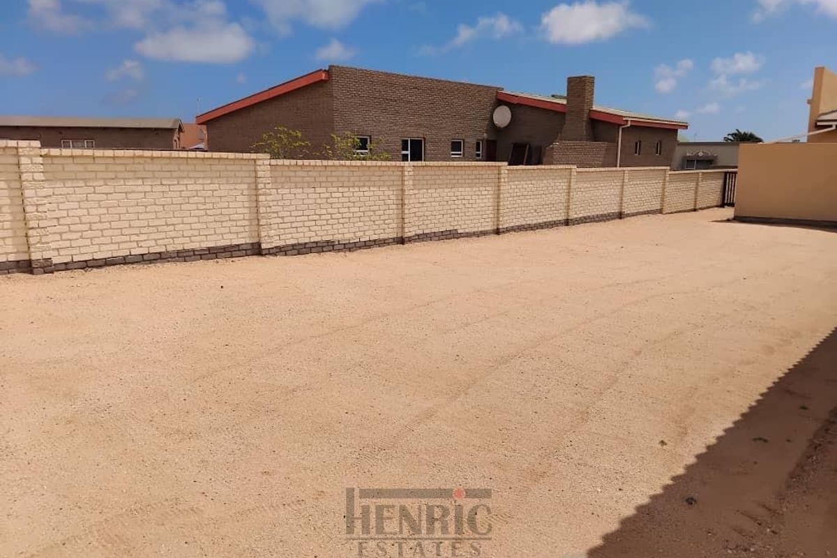 House For Sale in Henties Bay Central - Photo 5