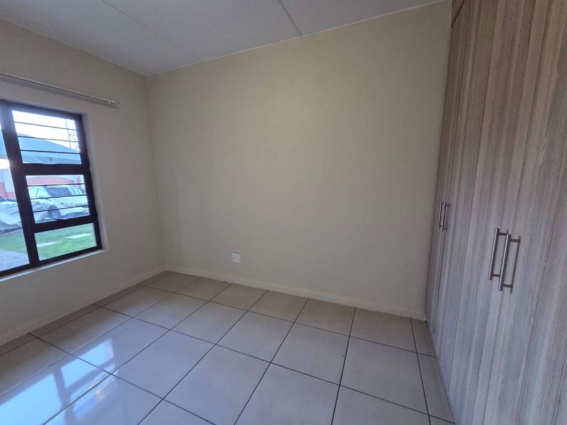 2-Bedroom Garden Unit - Photo 6