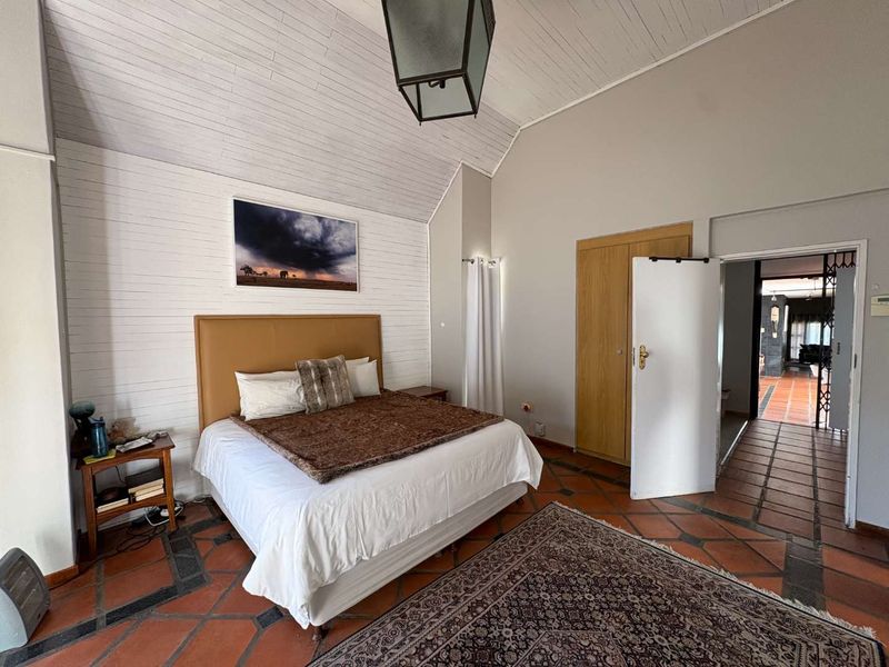 Spacious Family Home with Flatlet, Office & Entertainment Area – Ludwigsdorf - Photo 5