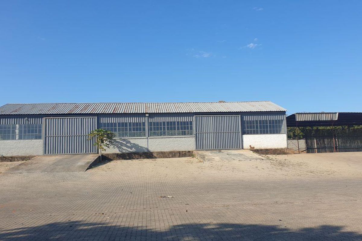 Warehouse, office and yard space for rent - Photo 5