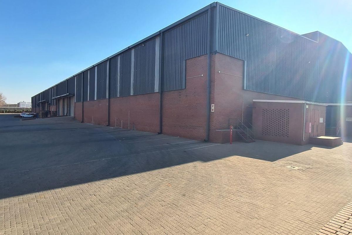4 892m2 Pomona Warehouse To Let - Photo 3