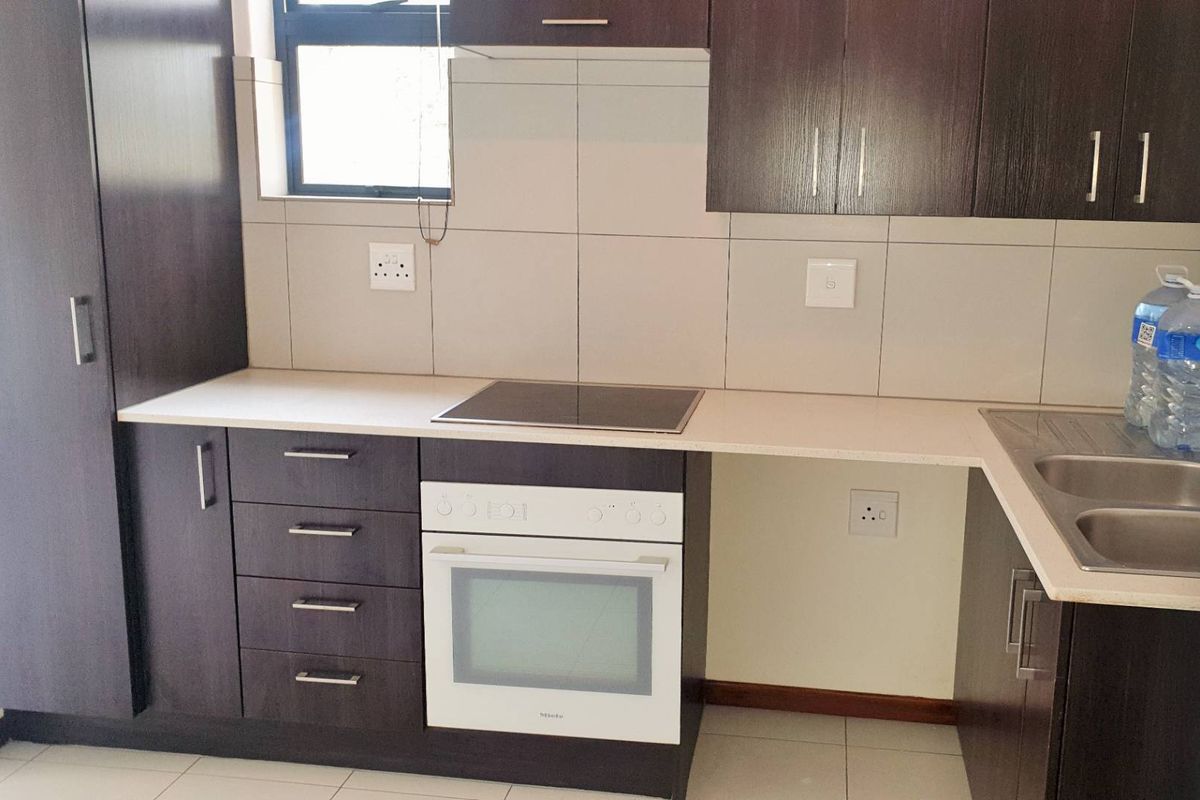 Peaceful, modern, and secure living All you can ask for with the price tag to match!!! - Photo 2