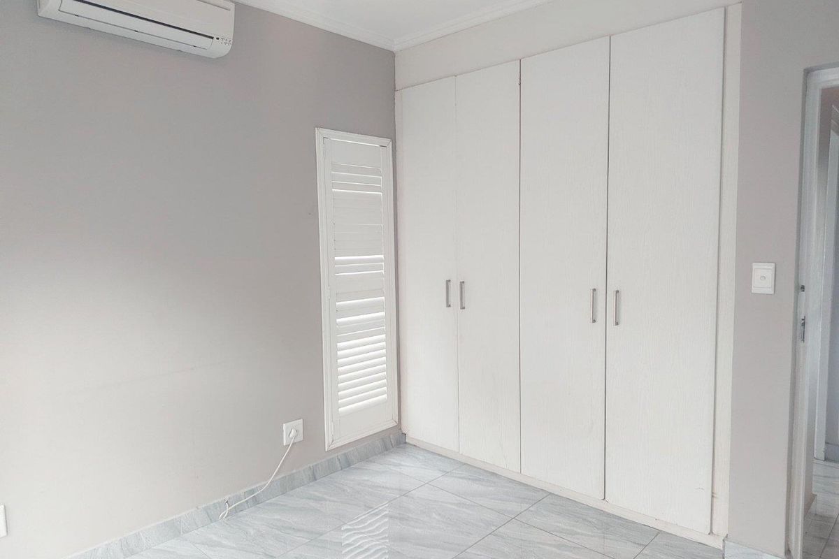 Modern Apartment For Rental in palm Lakes Estate - Photo 5