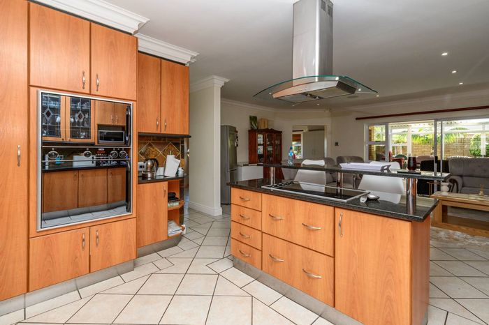 Property #2149281, House Sold in Summerstrand