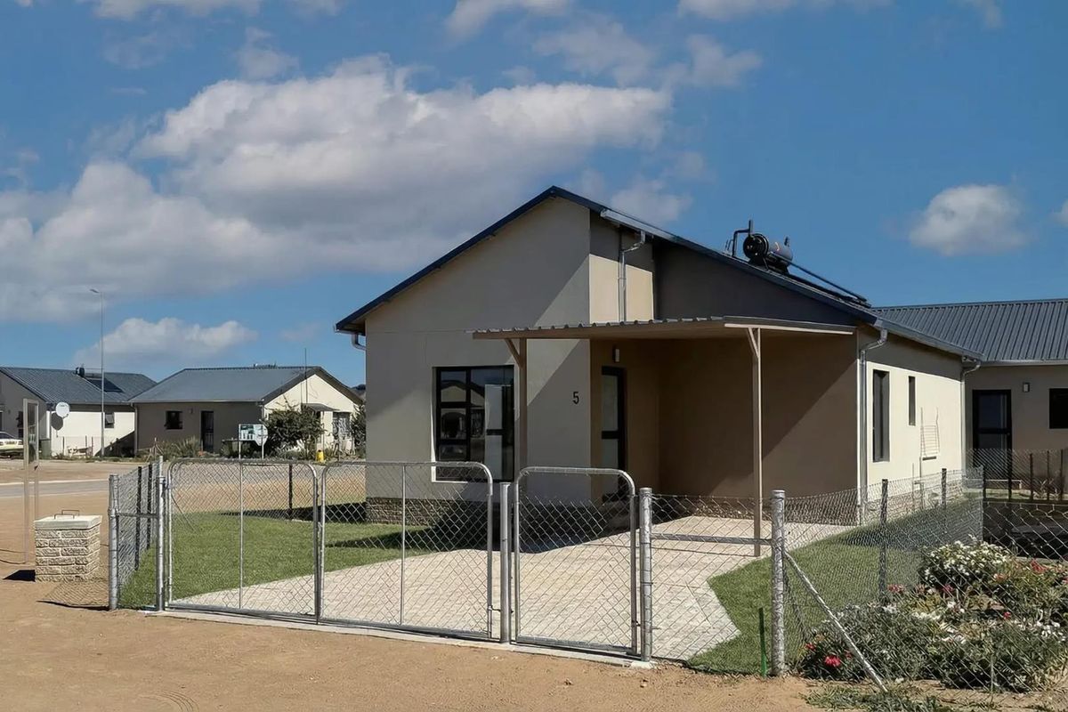 Brand new home - Photo 2