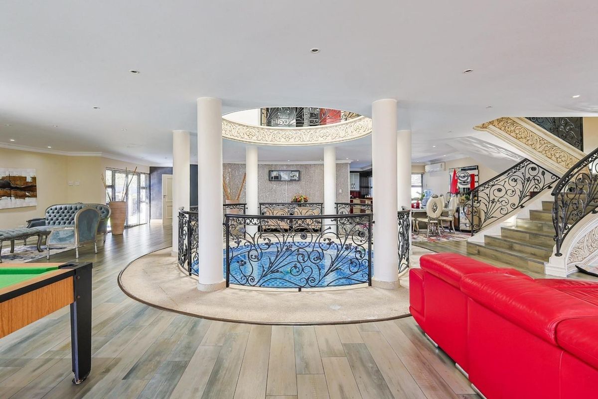 Modern Furnished 3-Bedroom Home with Pool, Cinema Room & Luxurious Finishes - Photo 3