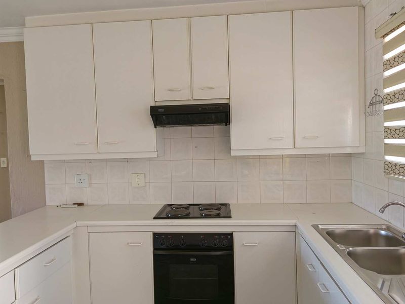 Upstairs Lock Up and Go Townhouse - Photo 7