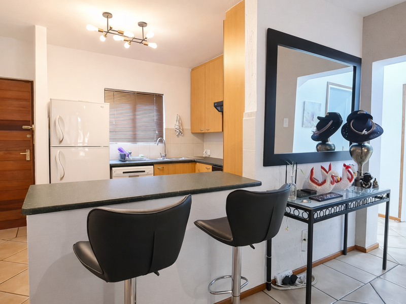 A charming 2 bedroom Apartment - Photo 4