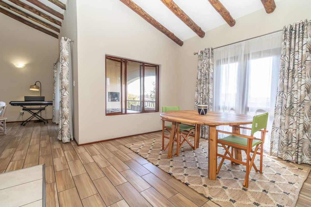 Spacious unit walking distance from Hillfox - Photo 5