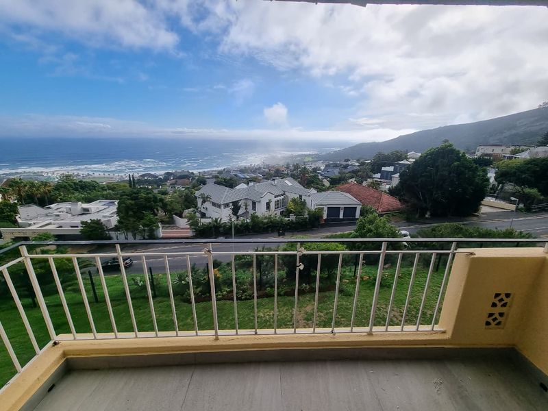 Newly Renovated Unfurnished 3-Bedroom Apartment To Rent in Camps Bay - Photo 7