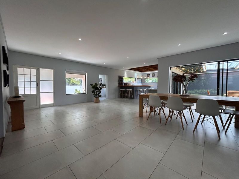 A Contemporary Sanctuary of Design, Light and Sustainability in Brackenhurst - Photo 2