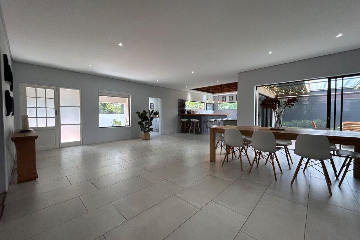 A Contemporary Sanctuary of Design, Light and Sustainability in Brackenhurst - Photo 2