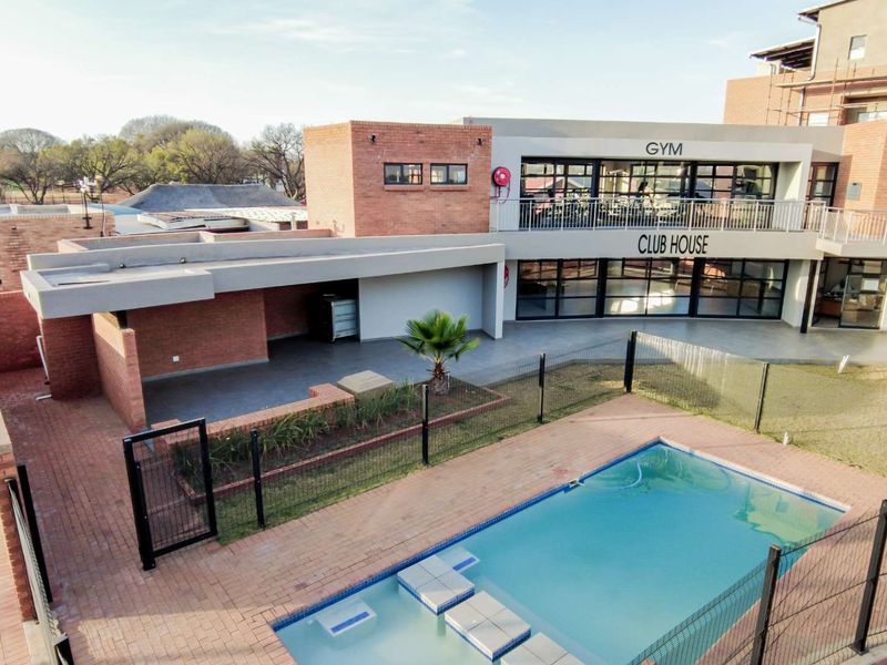 Ground Floor Unit in Royce Heights - Photo 3