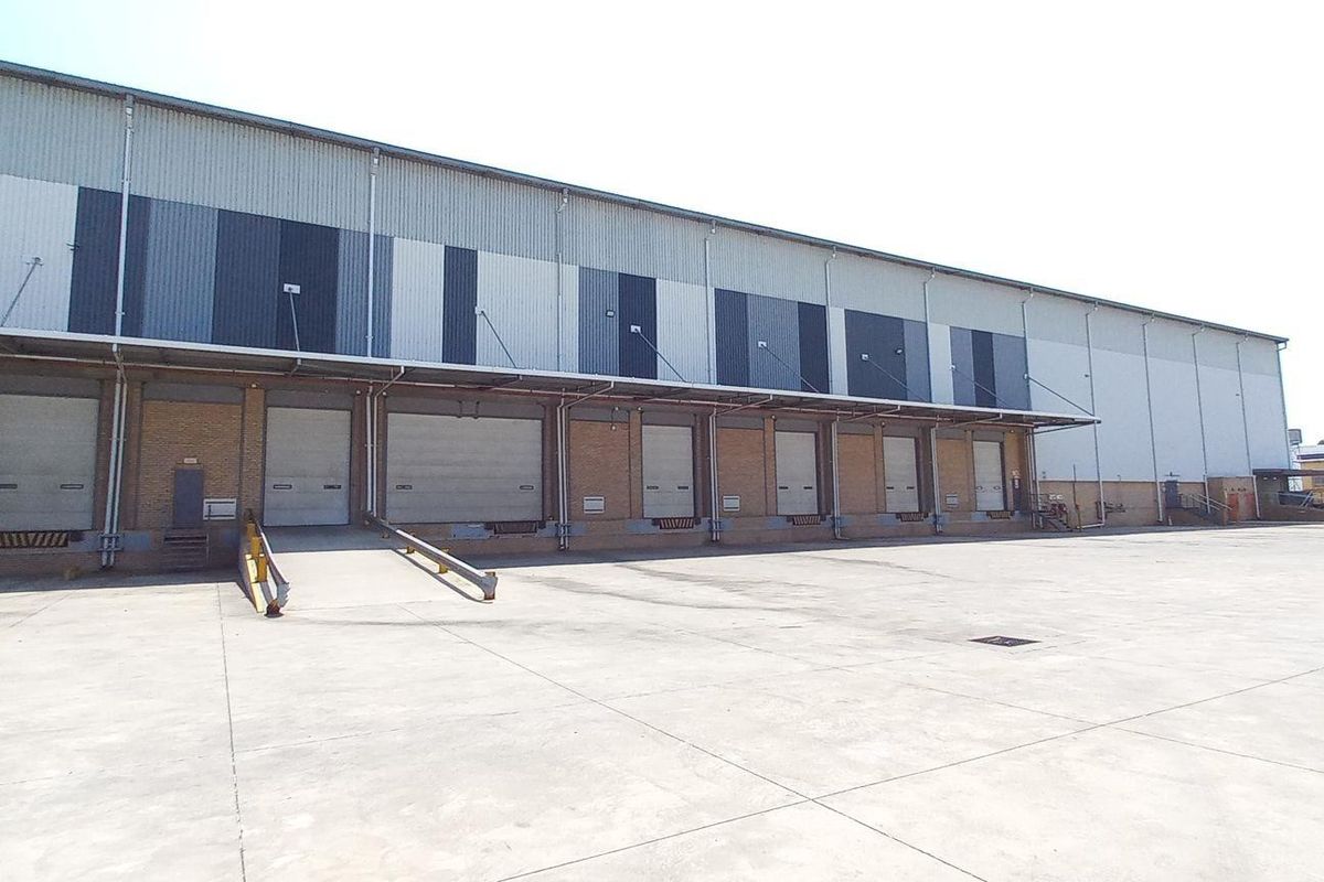 6 845m2 Isando Warehouse To Let - Photo 2