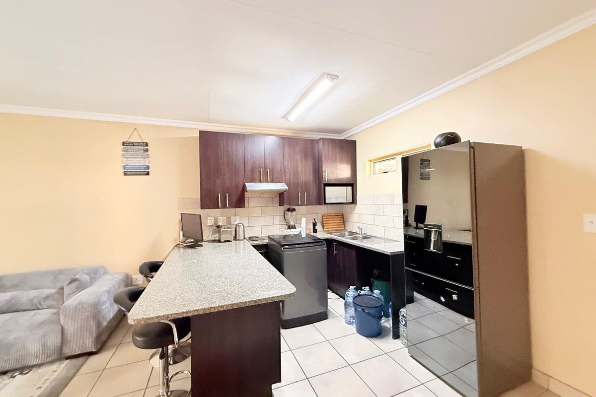 Convenient Location Meets Style and Comfort in One Home - Photo 2