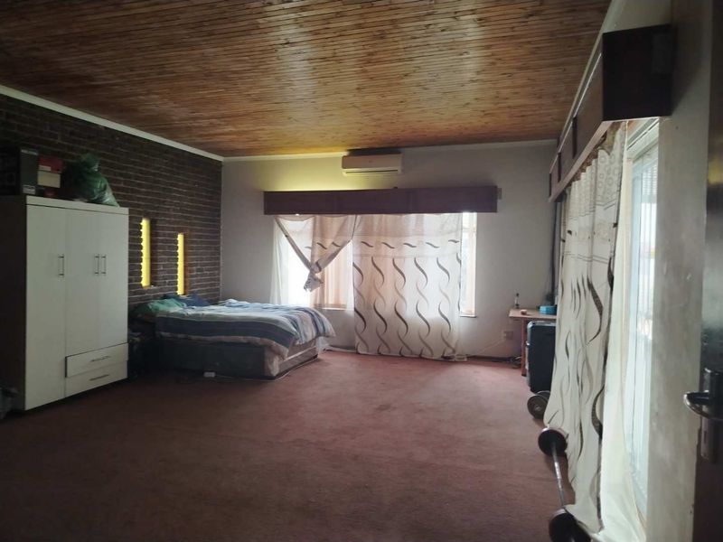 AN INVESTMENT PROPERTY - Photo 8