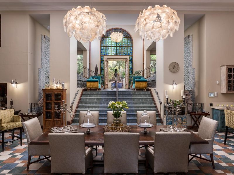 A Private Winelands Sanctuary with Panoramic Simonsberg Views - Photo 3