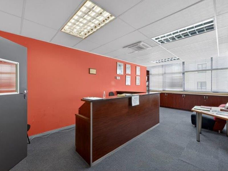 CBD PERIPHERY SECTIONAL TITLE UNIT FOR SALE - Photo 4