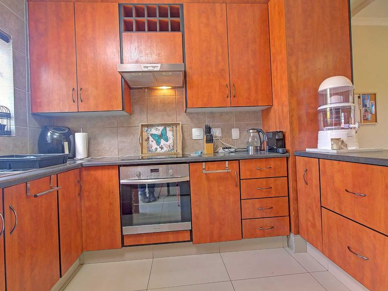 Exquisite Townhouse on a Charming Corner Lot* - Photo 3