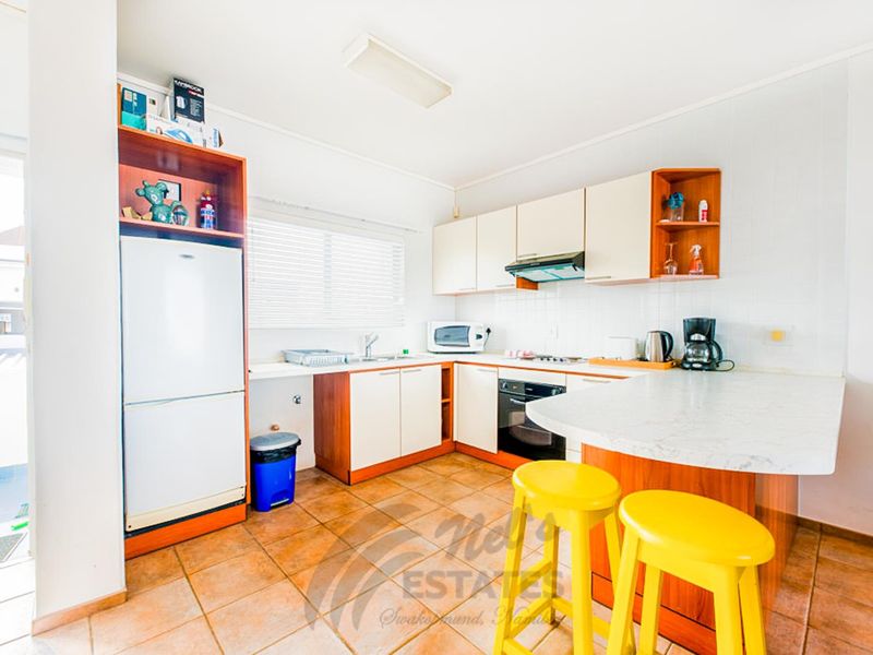 Furnished Apartment to Rent in Vogelstrand, Swakopmund - Photo 2