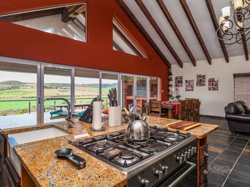 STUNNINGLY MODERN MULTI-LEVEL HOME OF DISTINCTION - Photo 7