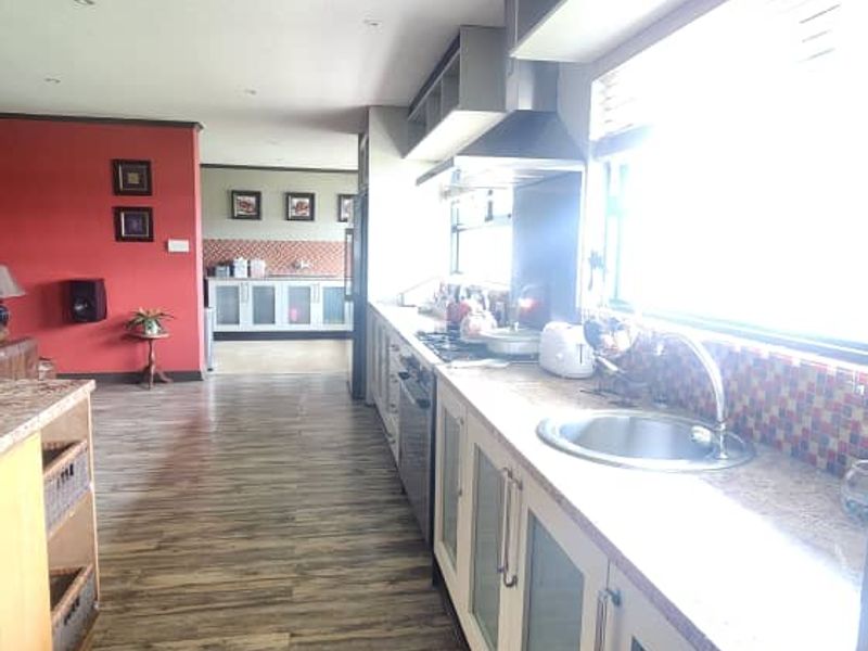 Elegant Home For Sale - Walvis Bay - Photo 10