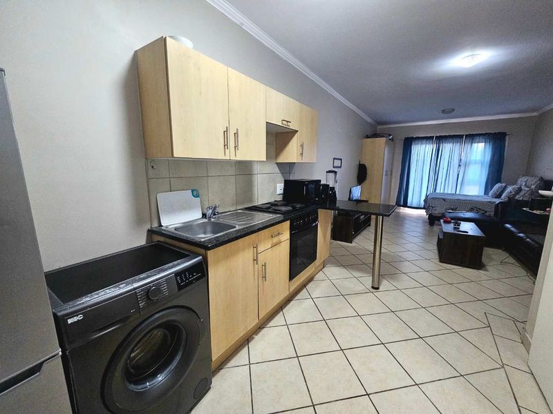 Bachelor Flat for Sale in Bains Game Lodge – Excellent Investment Opportunity - Photo 5