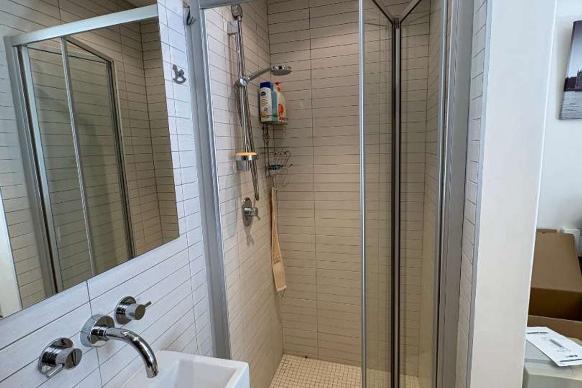 Neat & spacious 2 Bedroom Apartment for sale in CBD - Photo 5