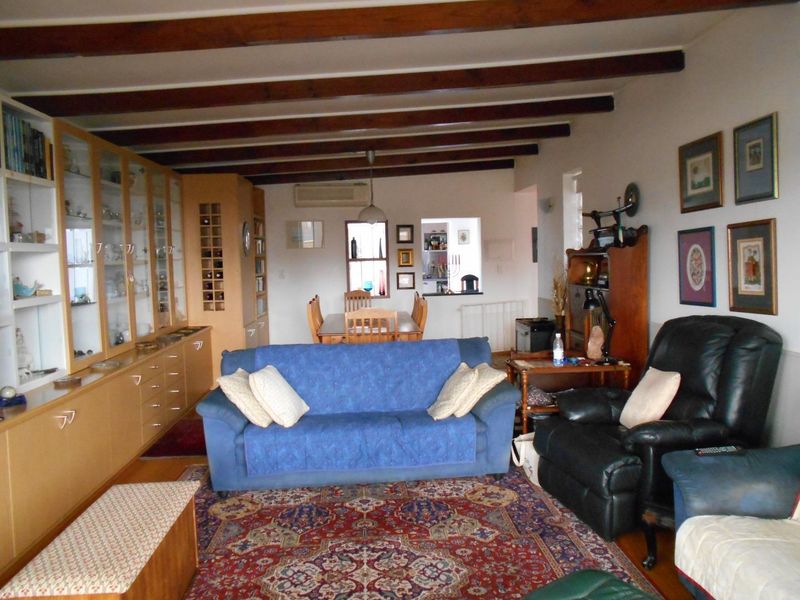 The life you truly deserve is just a phone call away. SEA VIEW - Photo 2